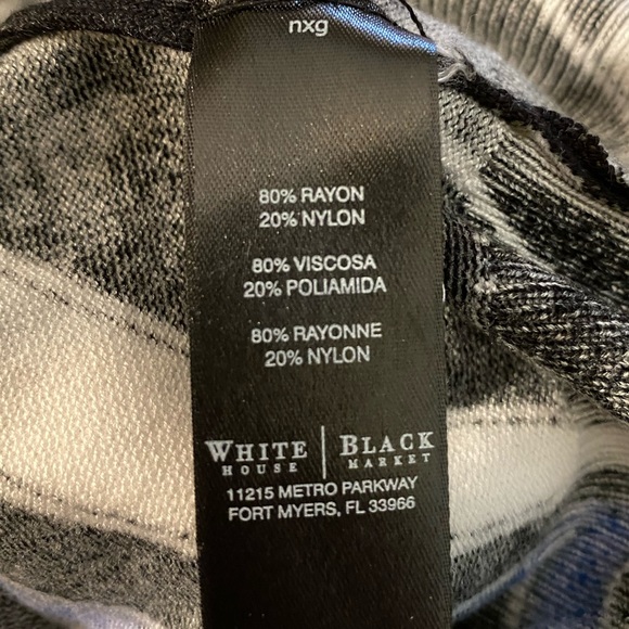 WHBM Blue Whit & Black Sweater - Picture 6 of 6